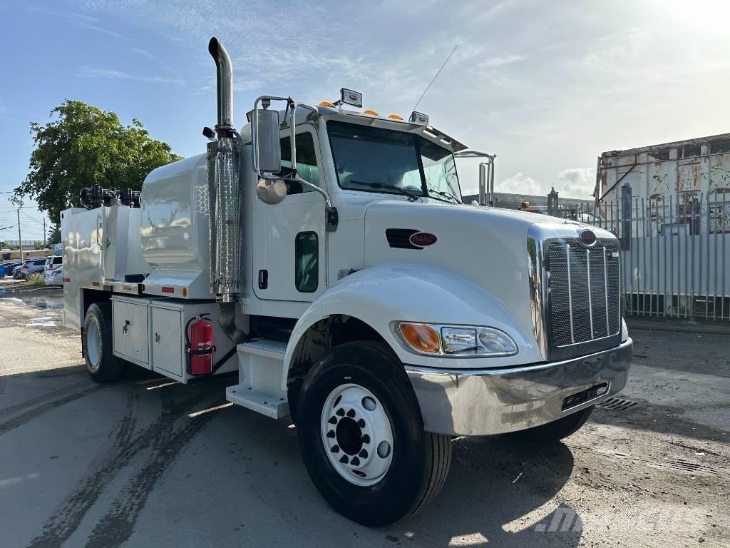 Peterbilt 335 Tovornjaki cisterne