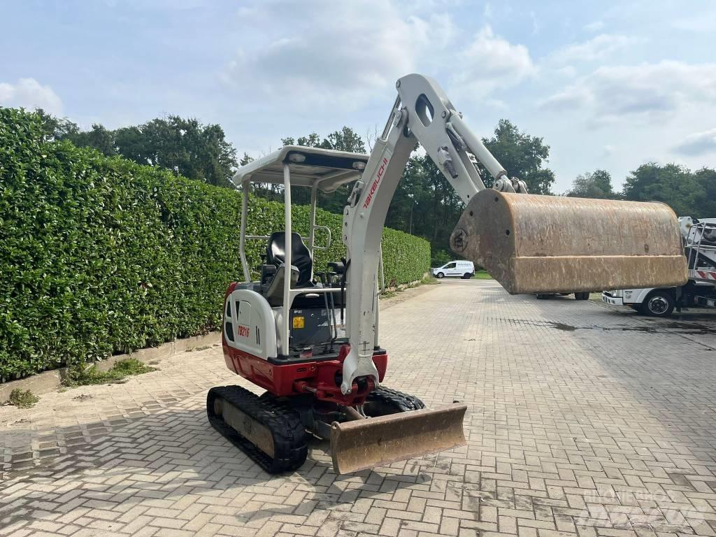 Takeuchi TB 216 Mini bagri <7t