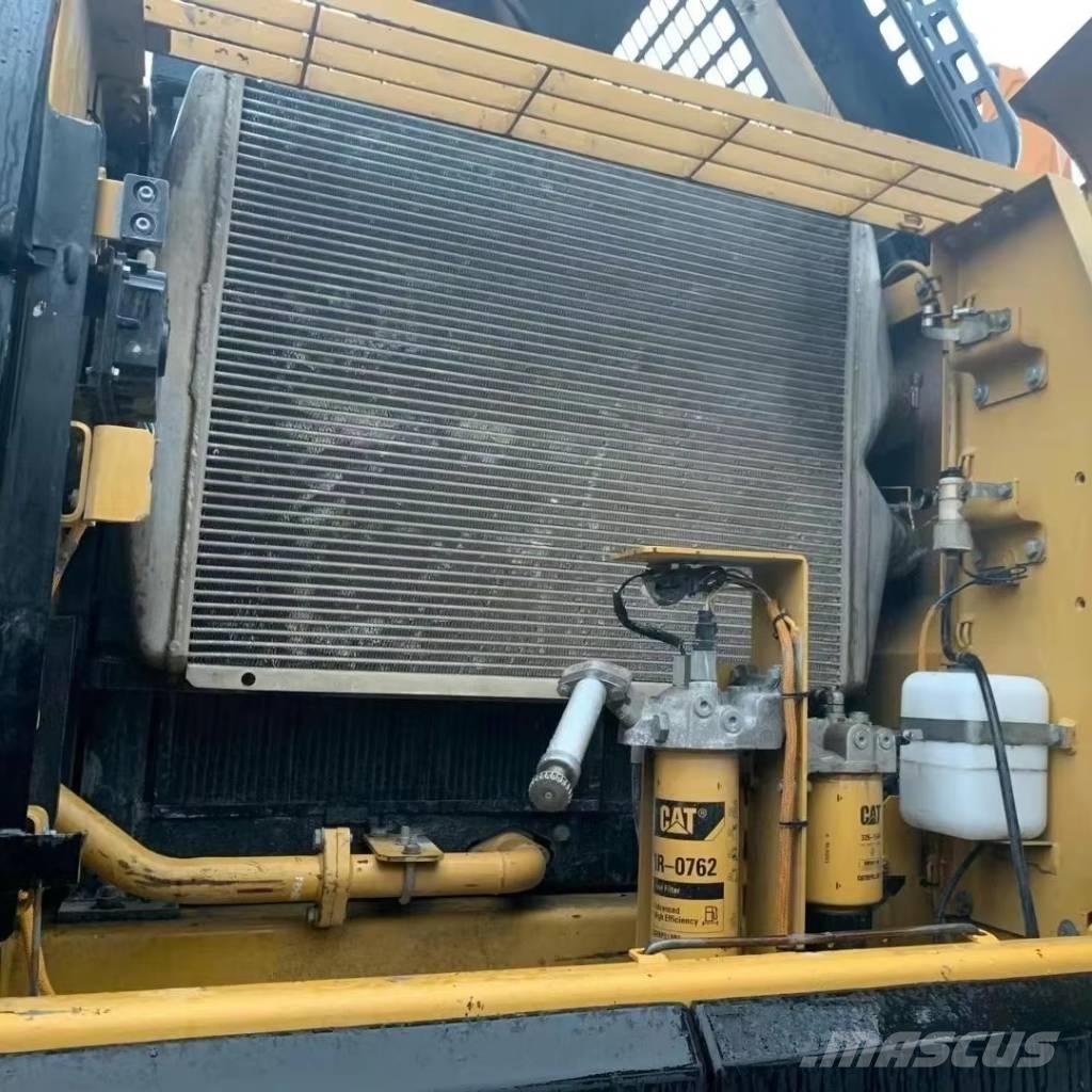 CAT 329 Bagri goseničarji