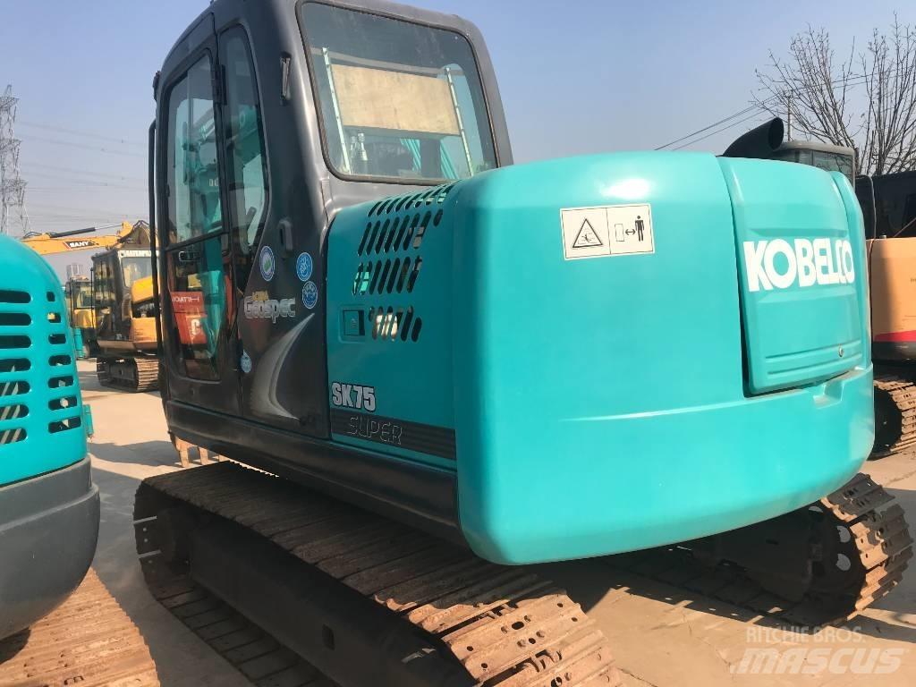 Kobelco SK 75 CSR Bagri goseničarji