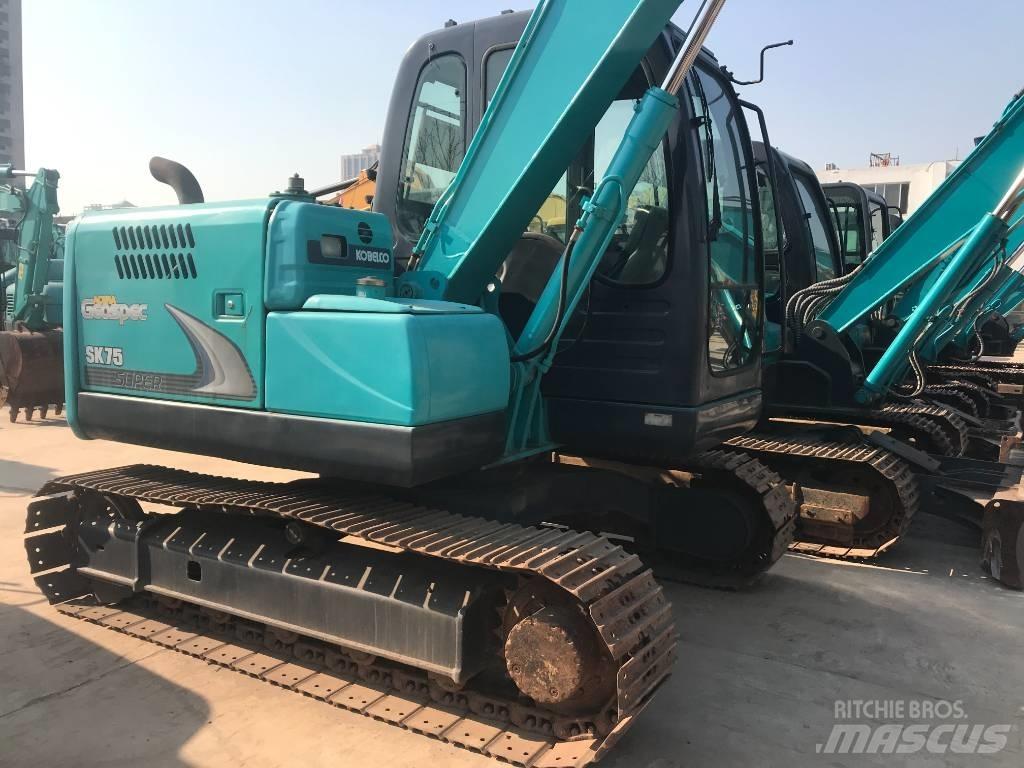 Kobelco SK 75 CSR Bagri goseničarji