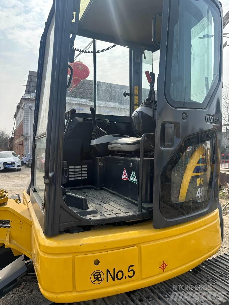 Komatsu PC 40 Mini bagri <7t
