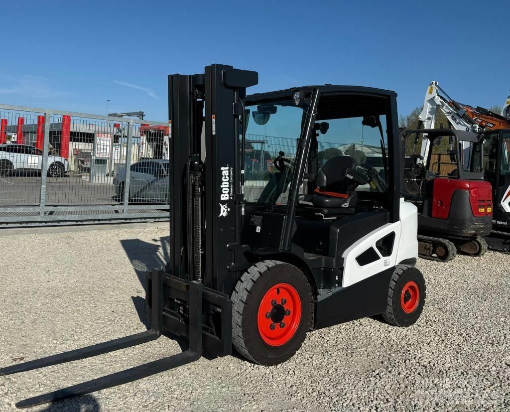 Bobcat D 25 S-9 Dizelski viličarji