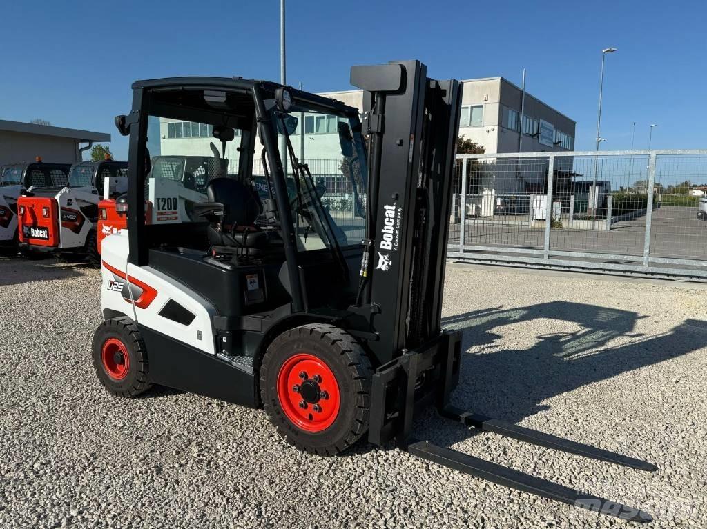 Bobcat D 25 S-9 Dizelski viličarji