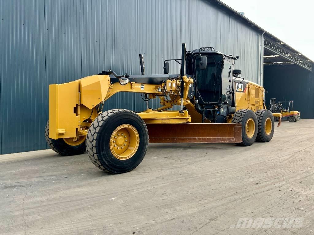 CAT 140M3 Grederji