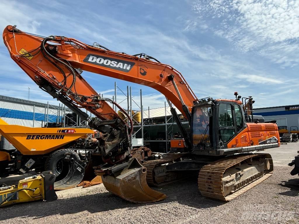 Doosan DX 300 LC-7 Bagri goseničarji