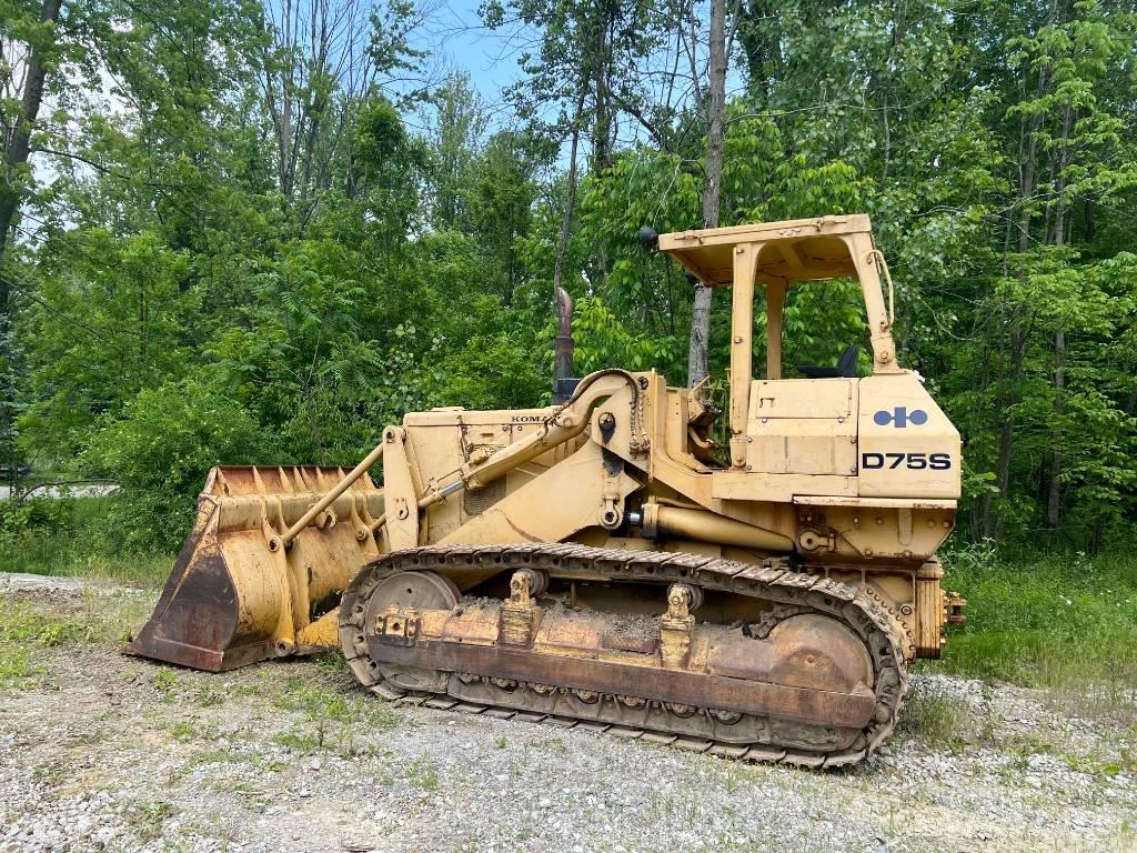 Komatsu D 75 S Nakladalci goseničarji