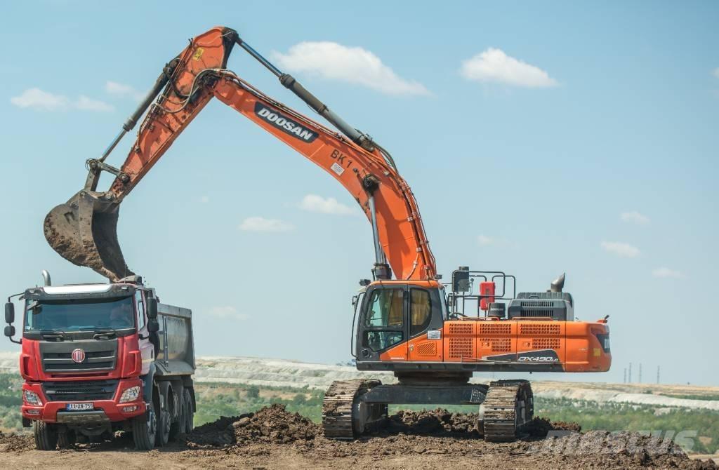Doosan DX490LC-5 Bagri goseničarji