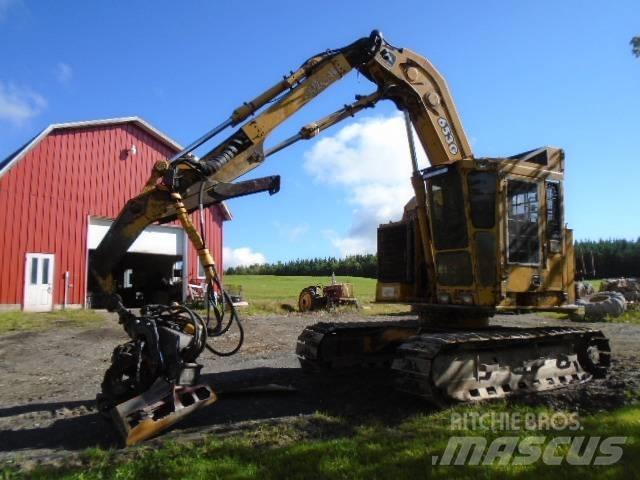 John Deere 653G Harvesterji