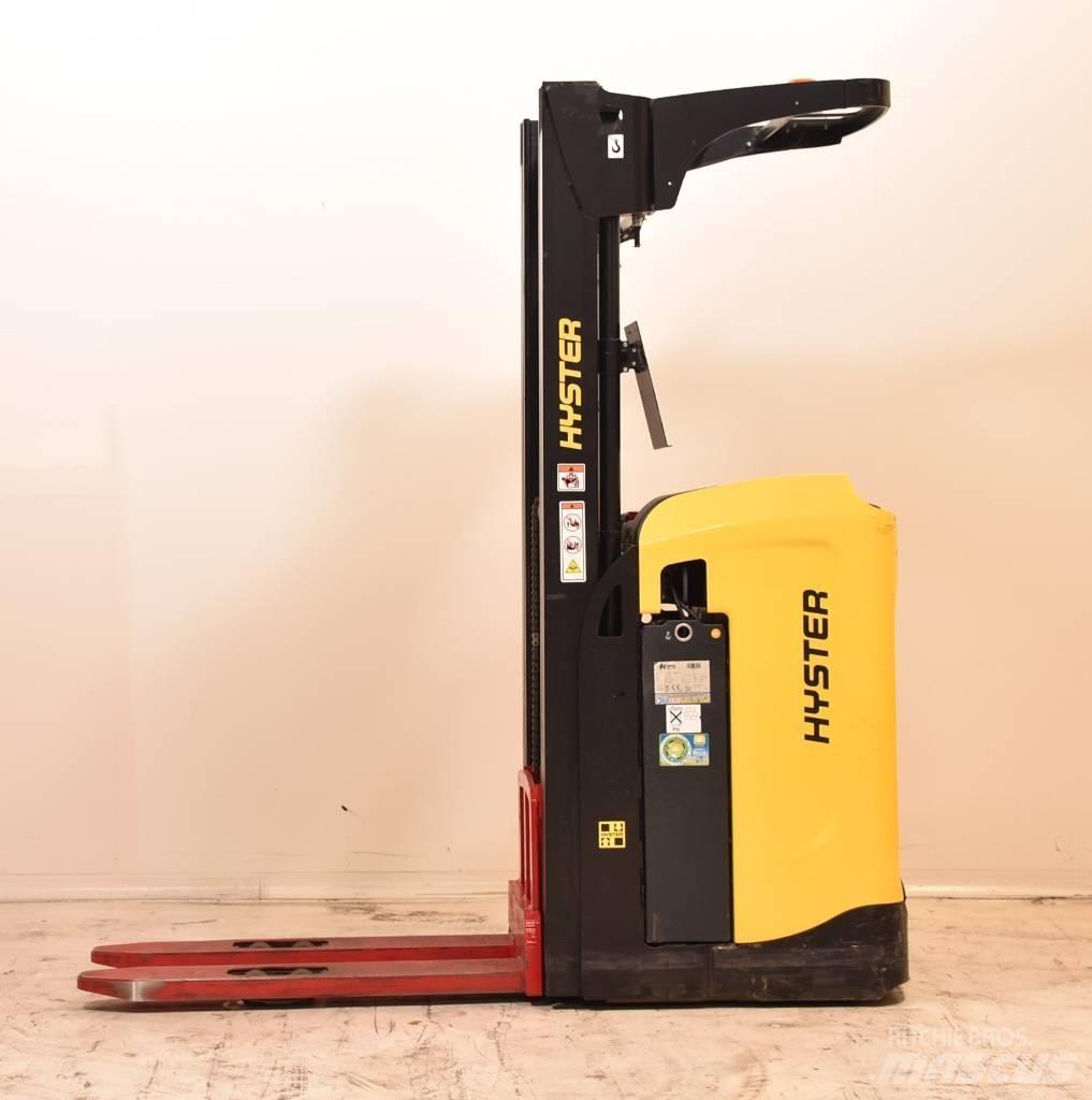 Hyster RS1.6-24 Samopogonski ročni viličarji