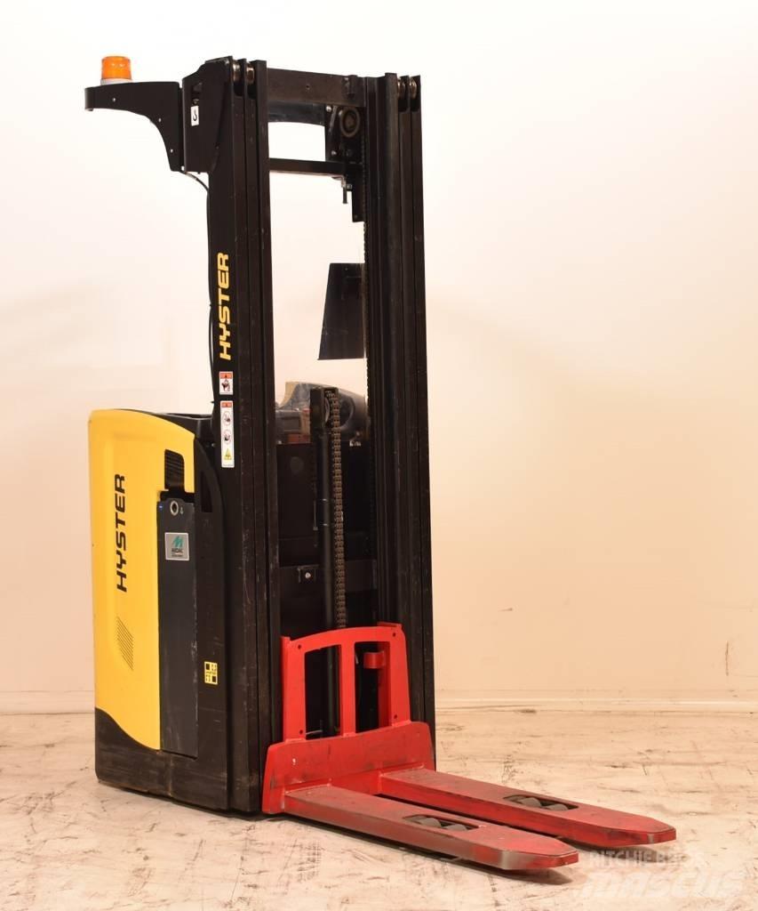 Hyster RS1.6-24 Samopogonski ročni viličarji