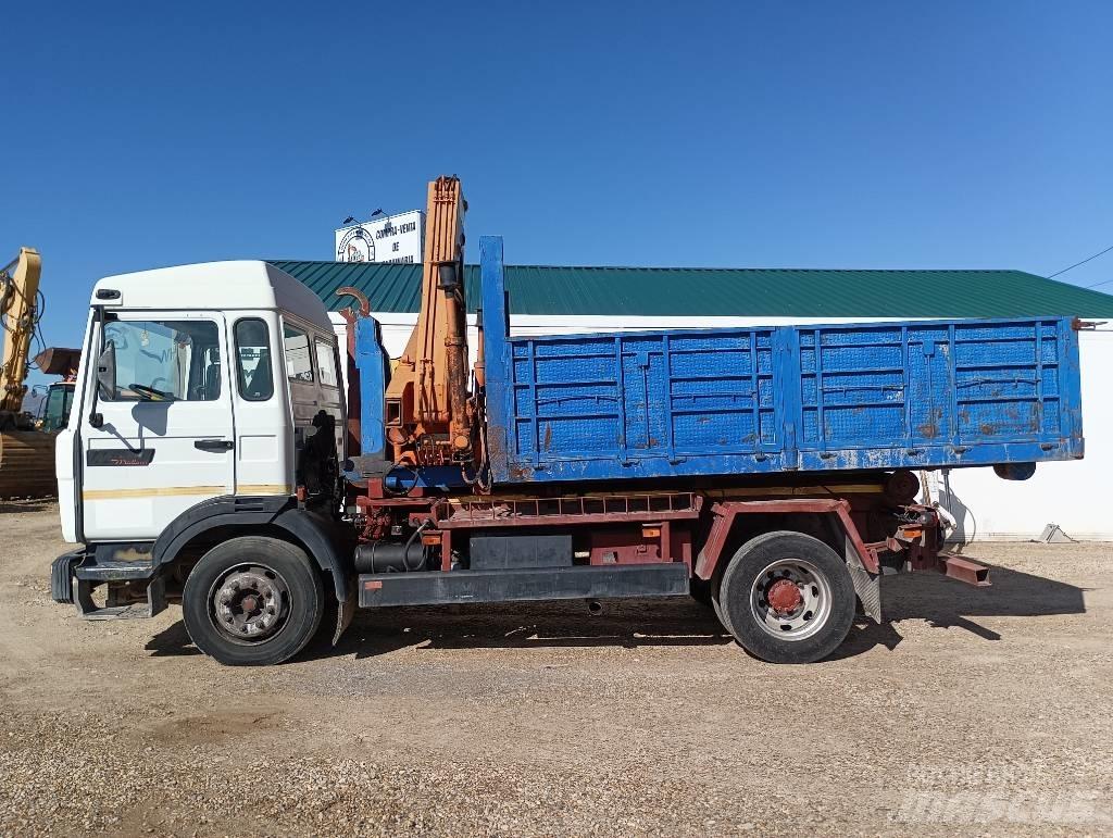 Renault M 210 Razstavljivi tovornjaki z žičnimi dvigali