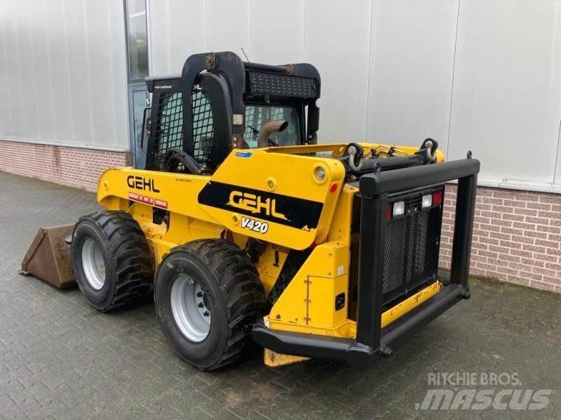 Gehl V420 Skid steer mini nakladalci