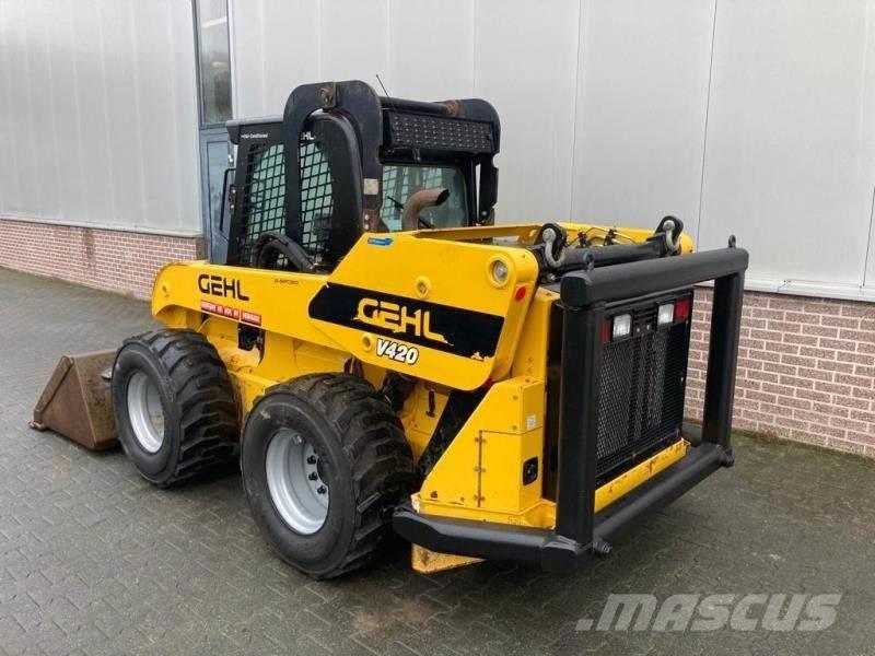 Gehl V420 Skid steer mini nakladalci
