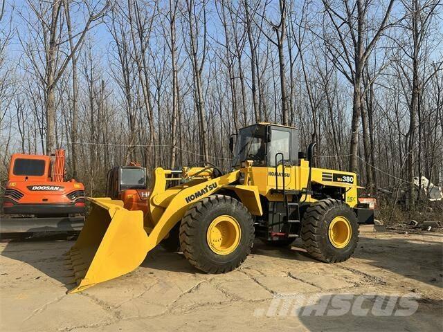 Komatsu WA380 Kolesni nakladalci