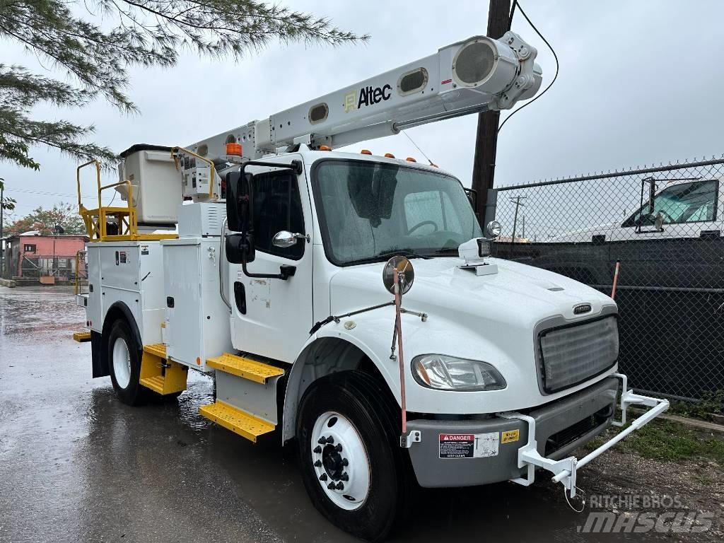 Freightliner M2 Avtokošare