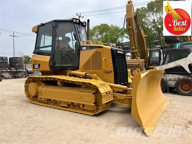 CAT D 5 K Buldožerji goseničarji