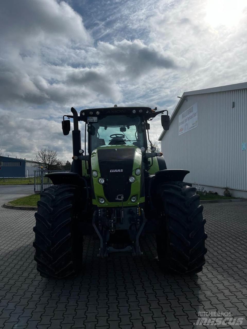 CLAAS Axion 940 Traktorji