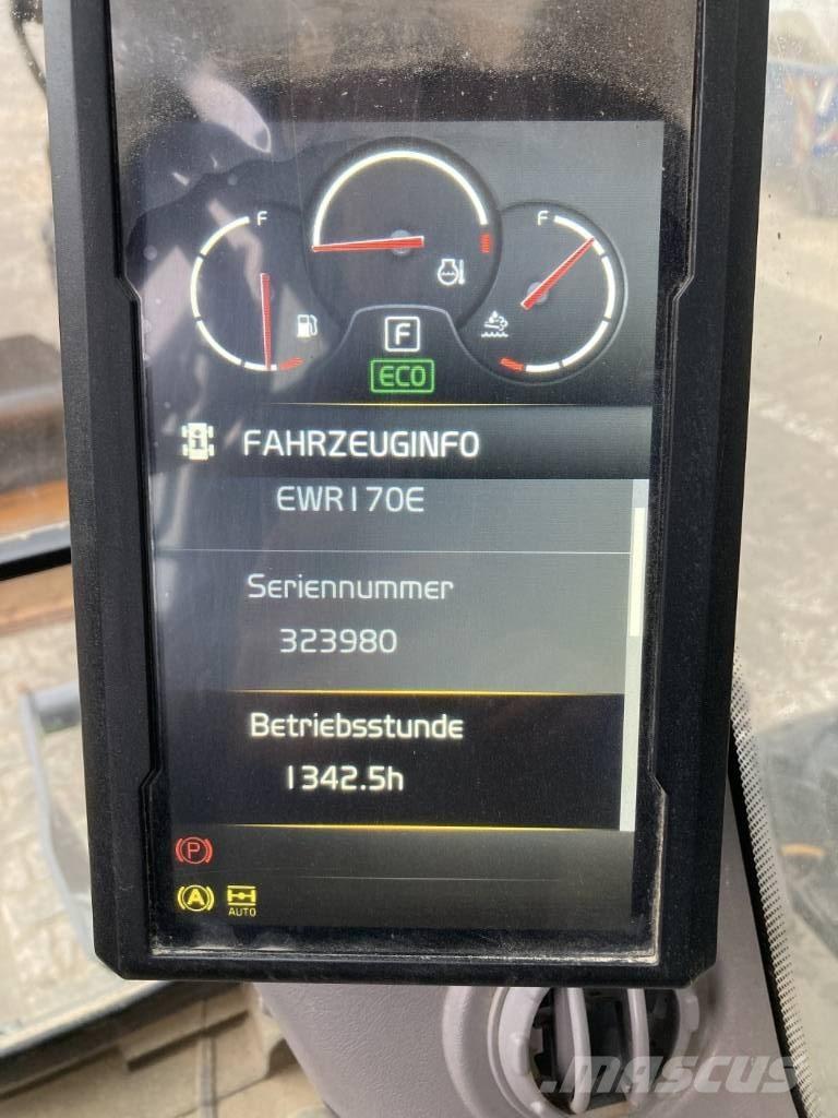 Volvo EWR 170 E Bagri na kolesih