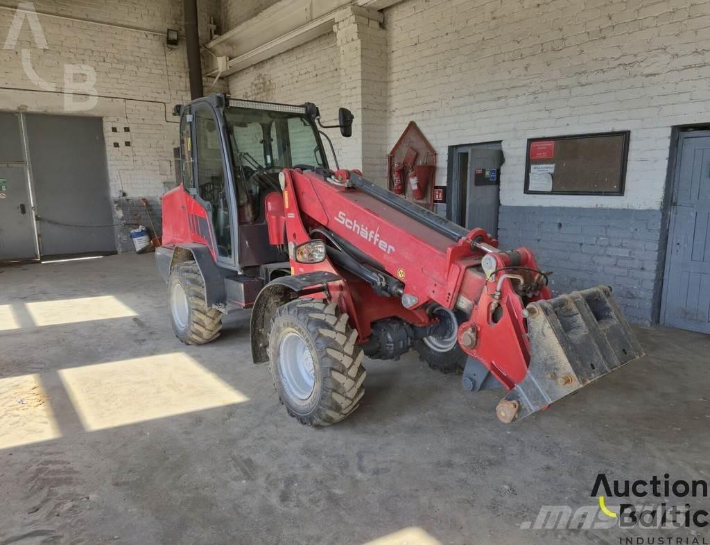 Schäffer 5680T Kolesni nakladalci