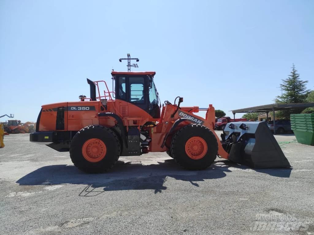 Doosan DL 350-5 Kolesni nakladalci