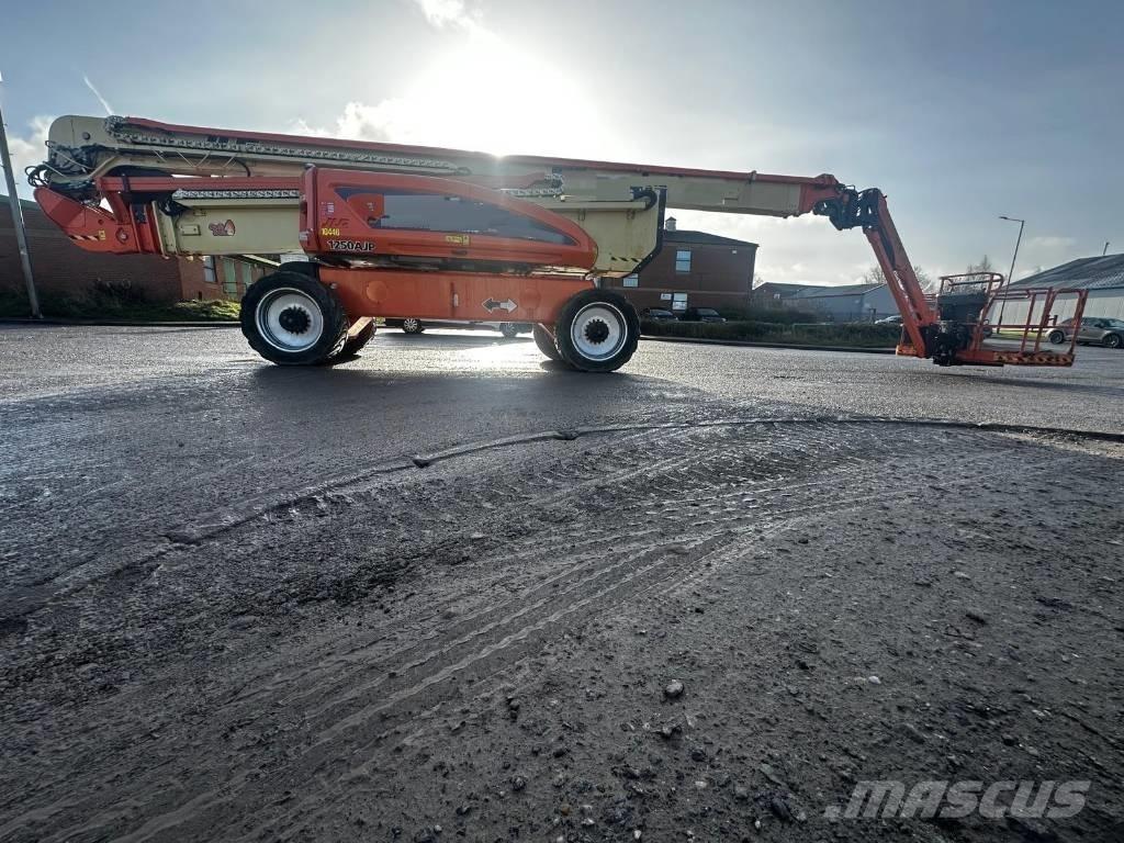 JLG 1250 AJP Zglobne dvižne ploščadi