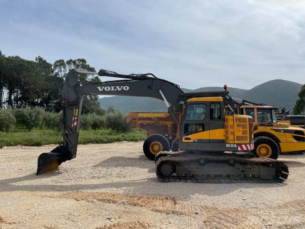 Volvo ECR 235 DL Bagri goseničarji