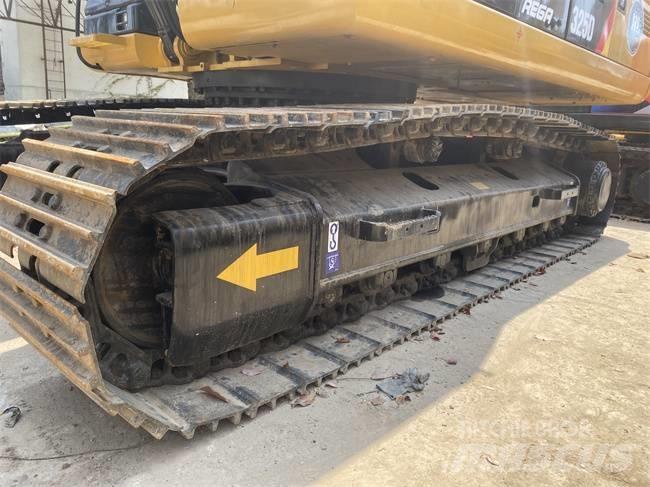 CAT 325 D Bagri goseničarji