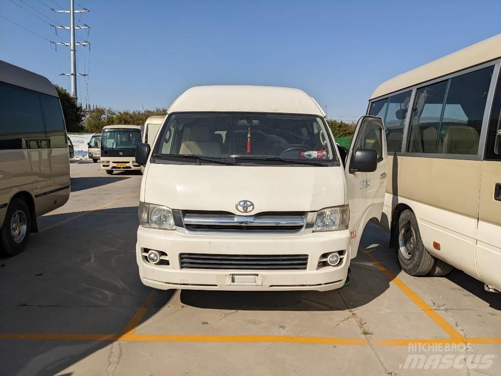 Toyota Hiace Medkrajevni avtobusi