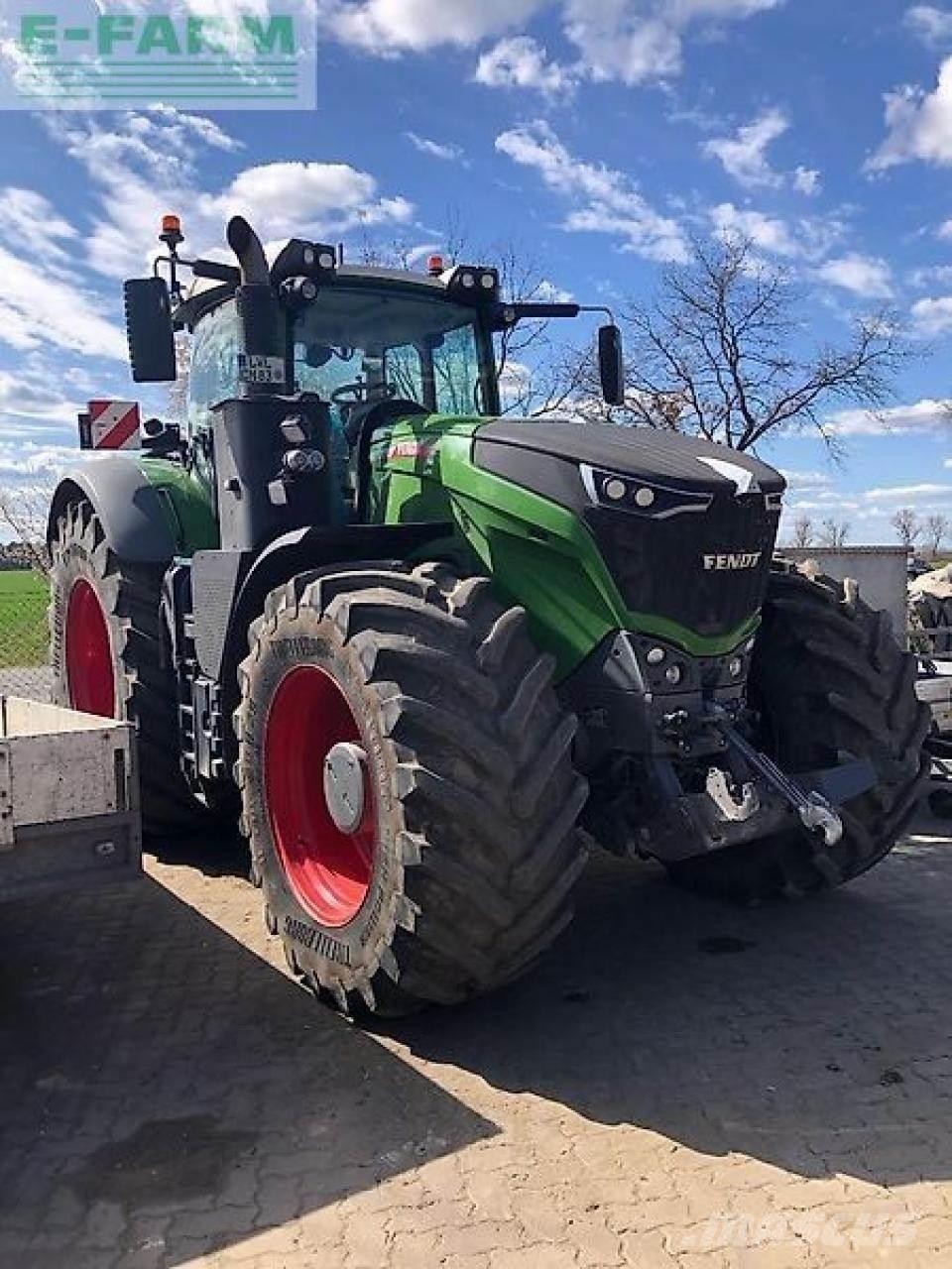 Fendt 1050 Traktorji