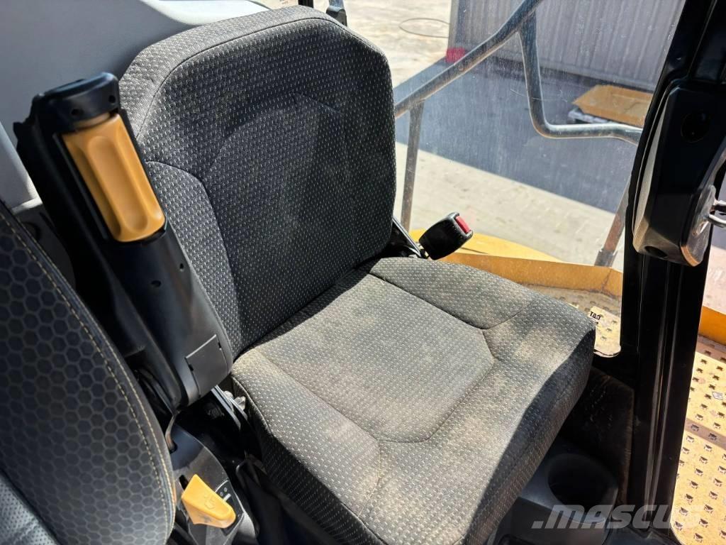 CAT 745 04A Zglobni demperji