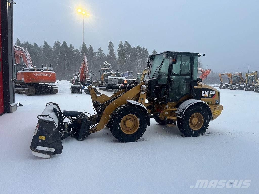 CAT 908 / Myyty, Sold Kolesni nakladalci