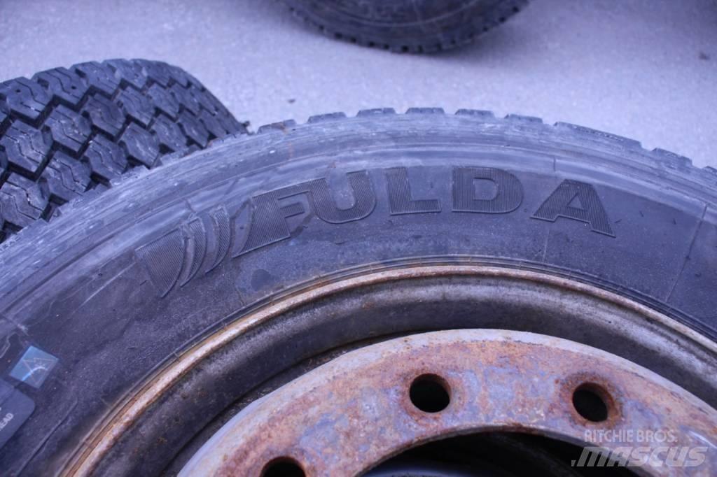 Volvo FH 16 Gume, kolesa in platišča