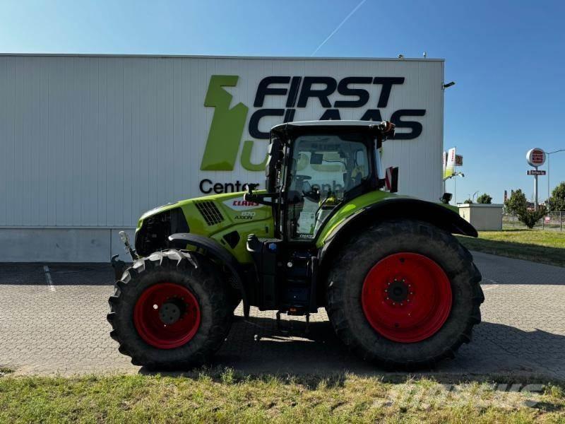 CLAAS AXION 870 Traktorji