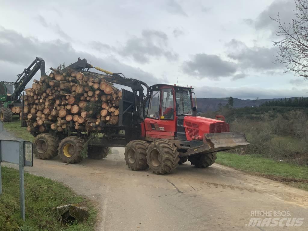 Komatsu 865 Forwarderji