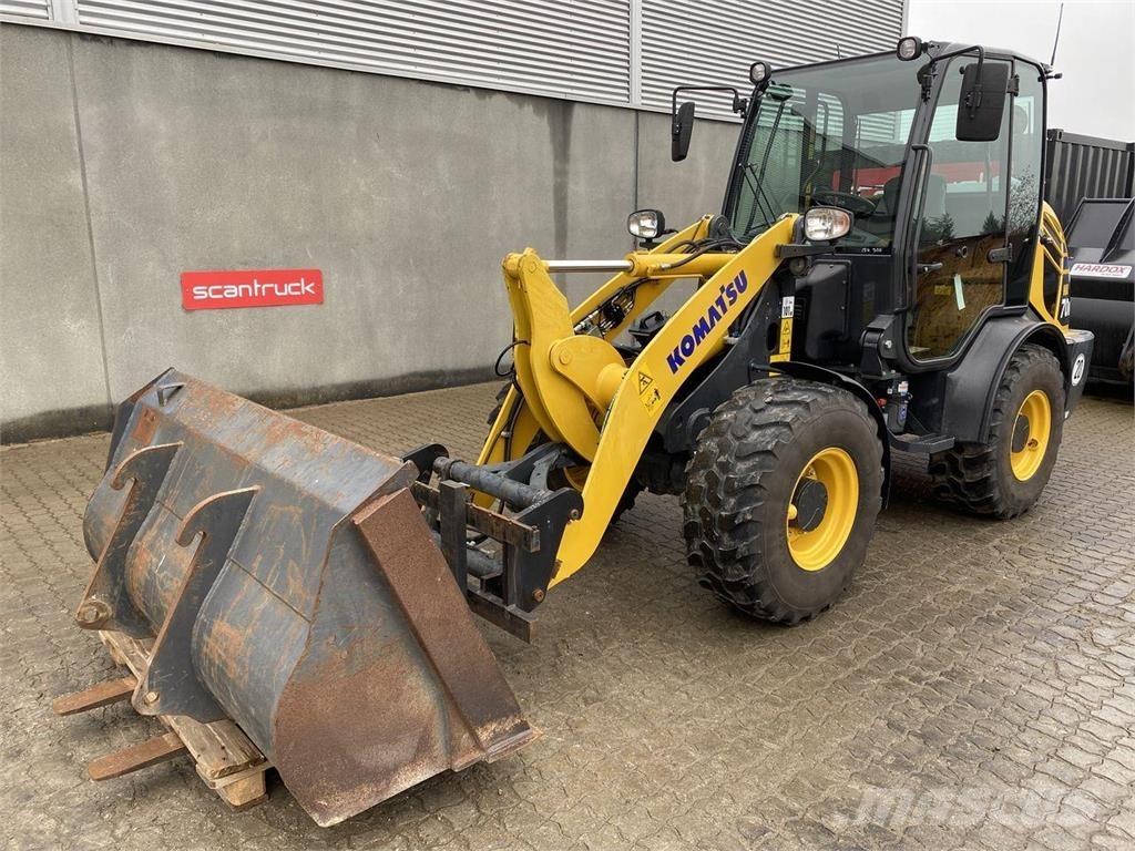 Komatsu WA70M-8EO Večnamenski nakladalci