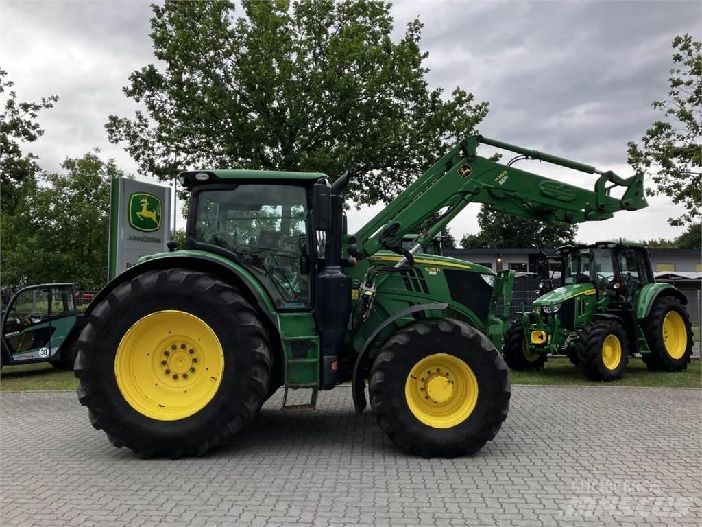 John Deere 6215R Traktorji