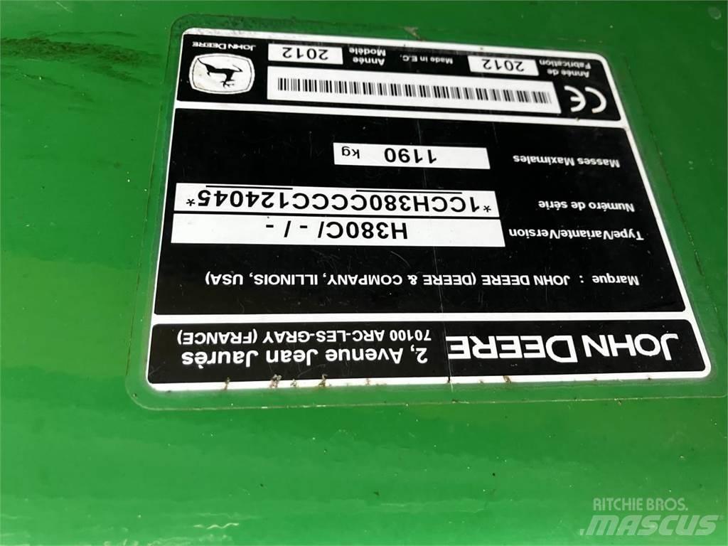 John Deere 6215R Traktorji
