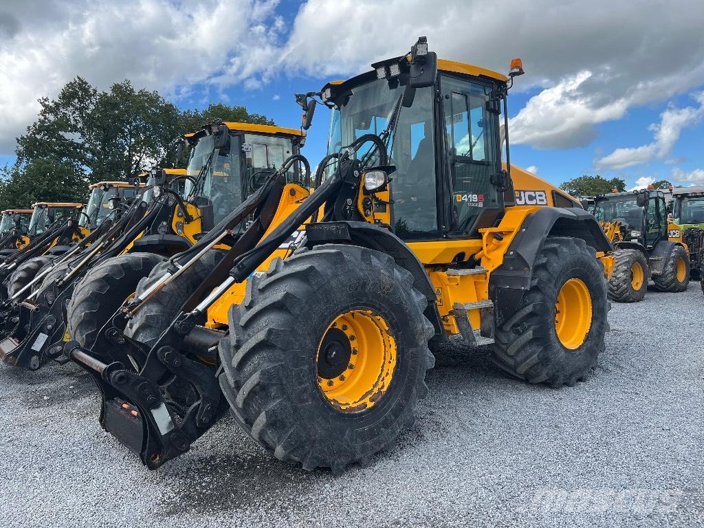 JCB 419s Kmetijski teleskopski nakladalci