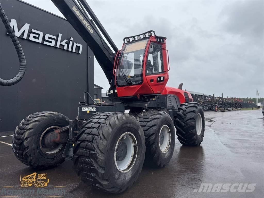 Komatsu 951 Harvesterji