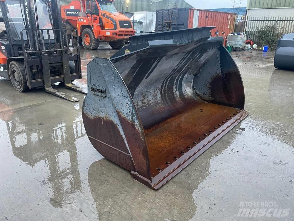 Doosan DL 280-5 Žlice