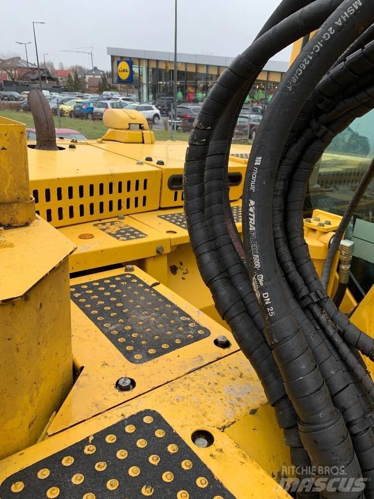 Komatsu PC 138 US-10 Bagri goseničarji