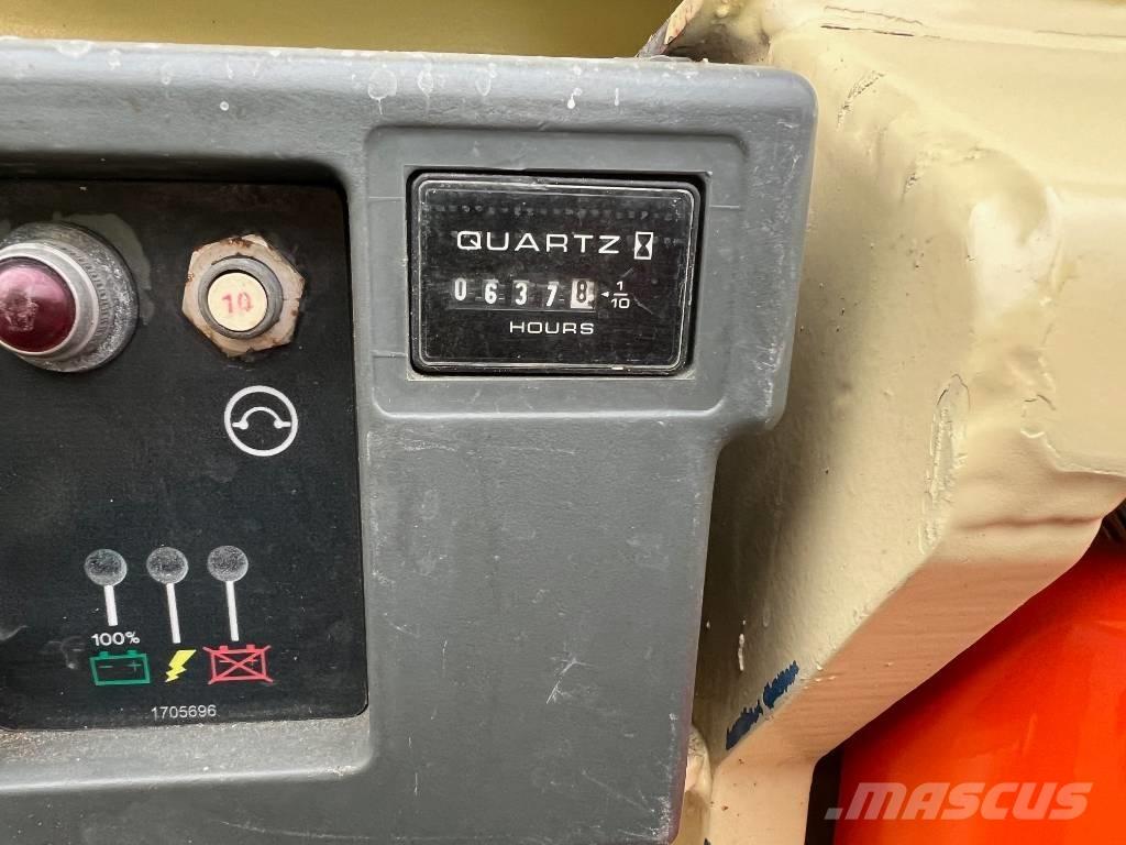 JLG 3246 ES Škarjaste dvižne ploščadi