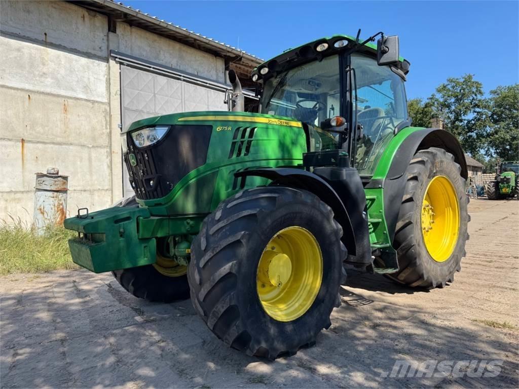 John Deere 6175 r Traktorji