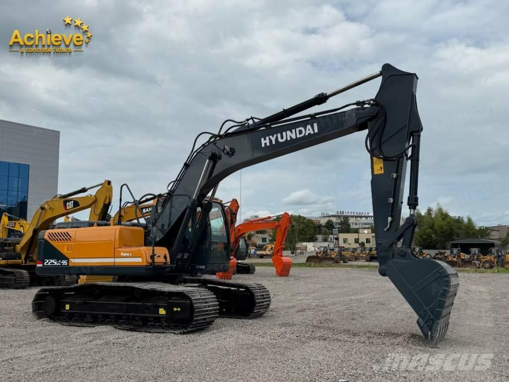 Hyundai 225LC-9S Bagri goseničarji