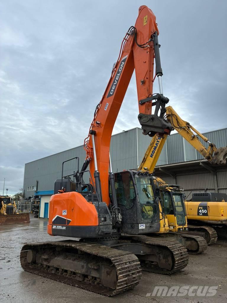 Develon DX235LCR-7 Bagri goseničarji