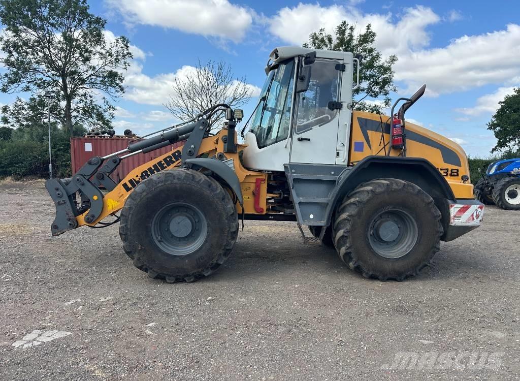 Liebherr L 538 Kolesni nakladalci