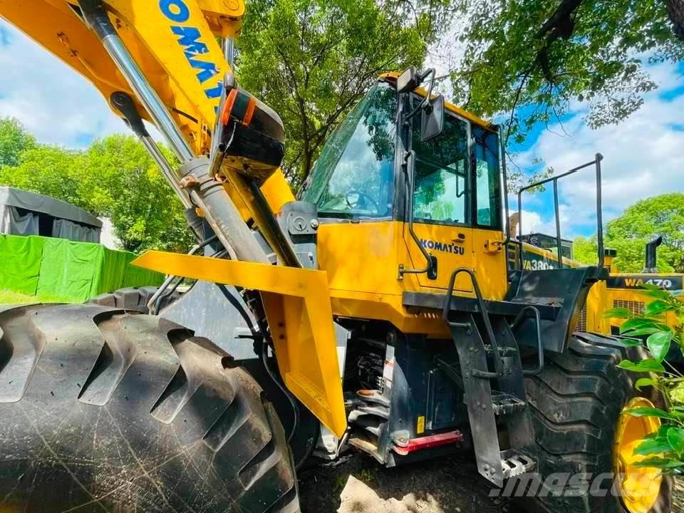 Komatsu WA380-6 Kolesni nakladalci