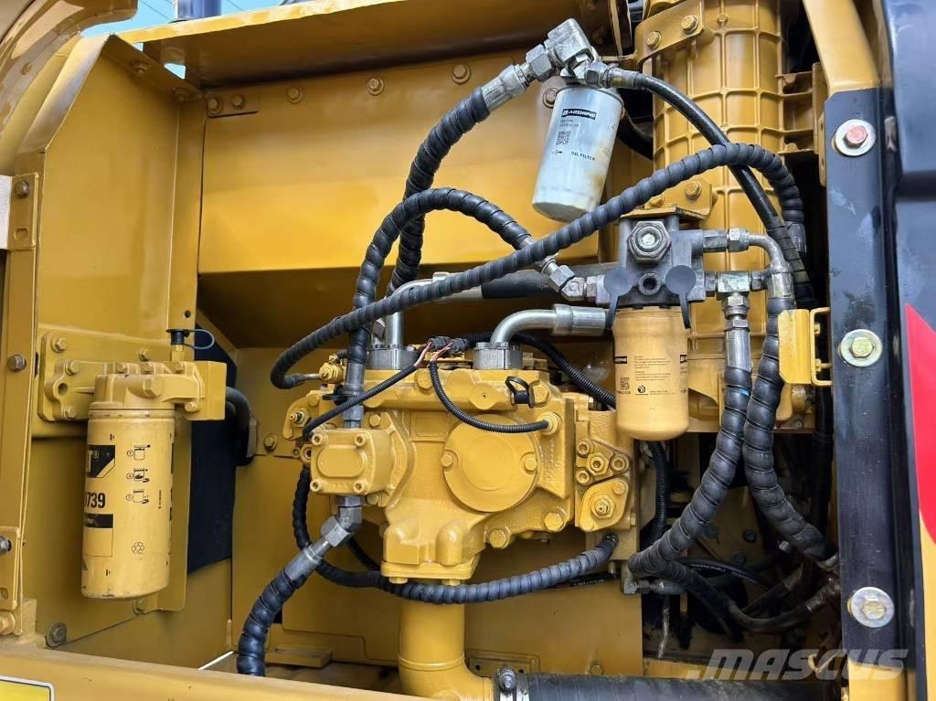 CAT 320 D Bagri goseničarji