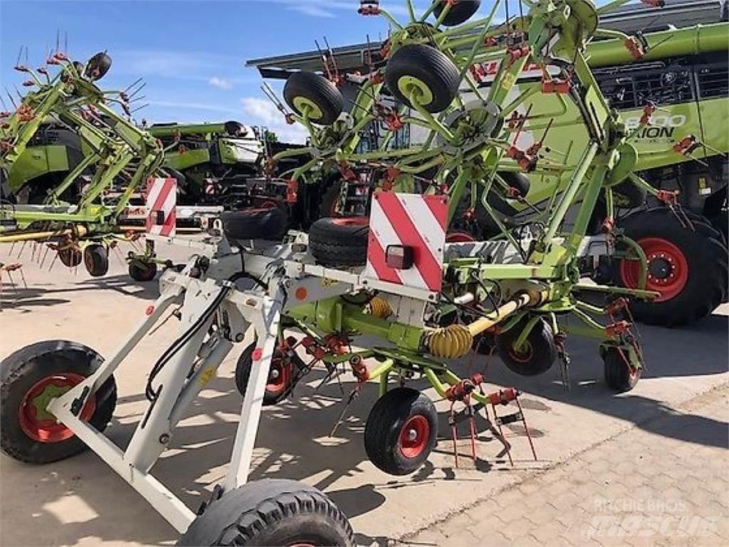 CLAAS Volto 1320 T Obračalniki in zgrabljalniki